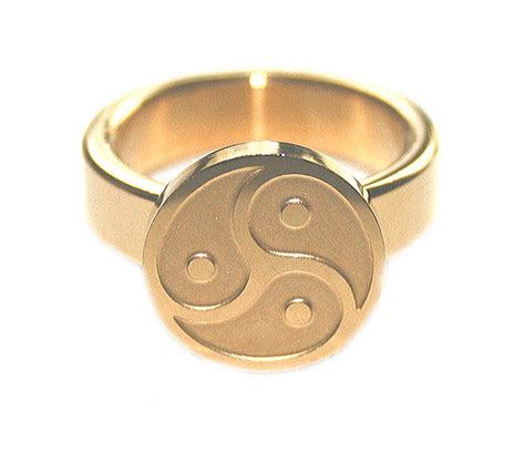 Bdsm Ring Of O Whip Wheel Triskele Gold Colored Stainless Steel Fetish