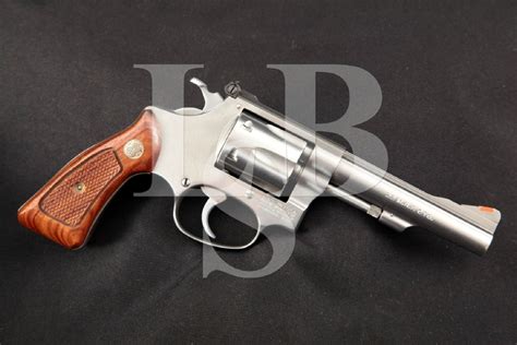 Smith And Wesson Sandw Model 651 1 The 22 Mrf Target Kit Gun