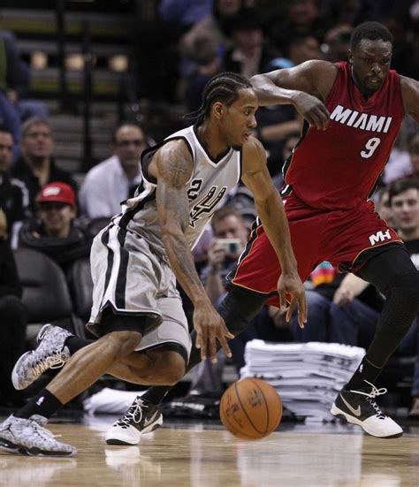 Kawhi leonard has some of the biggest hands you'll see in the league, so ernie johnson from the nba on tnt asked special guest leonard to compare his hand size with shaq. Kawhi Leonard crushes the Heat(again) on 2-6-15 #Spurs #KawhiLeonard #TheKlaw #KLaw | San ...