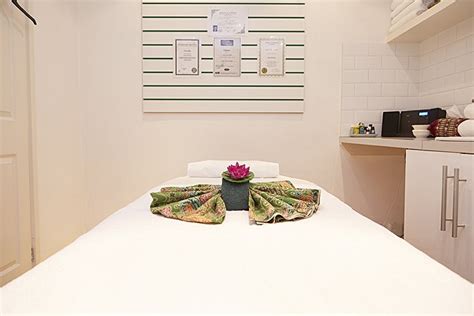 Thai Massage Central Treatment Room Beauty In Holborn London Treatwell