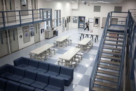 Prisoners are ‘clients’ at Franklin County Jail where they are about to