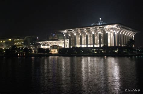 It stands proudly as a symbol of prosperity, growth, harmony and rich heritage of the nation. A Night Cruise Through Putrajaya, Malaysia - Travel Tales ...