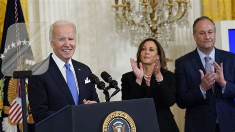 Bidens Host First White House Rosh Hashanah Ceremony
