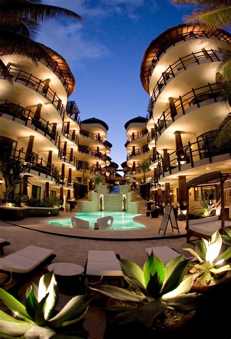 El Taj Oceanfront and Beachside Condo Hotel Voted in Top 25 Luxury ...