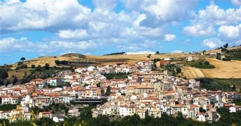 Residenti in italia o residenti all'estero con iscrizione aire. BONEFRO - Imu, il Comune emana norme in tutela dei ...