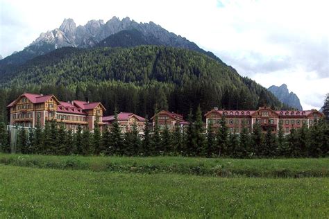 Beim cortina toblach run habe ich bereits mehrmals teilgenommen, beim brixenmarathon ist es meine erste teilnahme. Grand Hotel Toblach in Südtirol Italien
