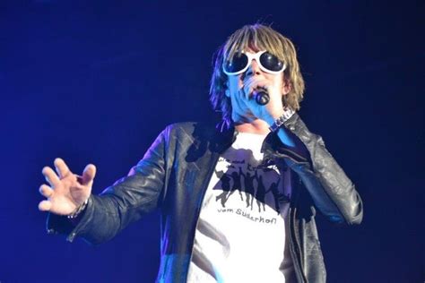 Mickie krause (born michael engels on june 21, 1970), a native of wettringen, is a singer of german schlager. Mickie Krause: Malle ist gelaufen! | Schlager.de | Mickie ...