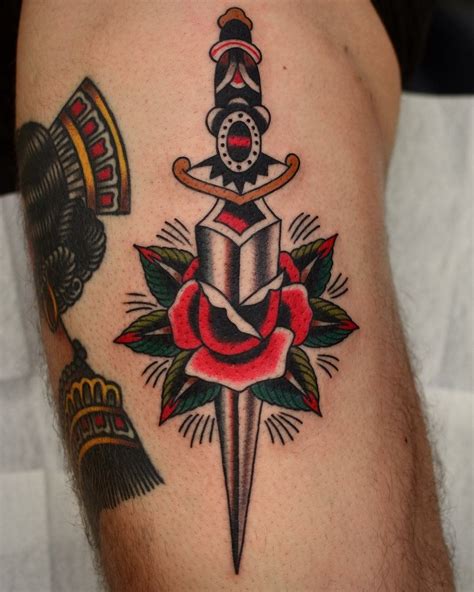 Pin By Phoenix Sunflower On Body Art And Mods Traditional Dagger Tattoo