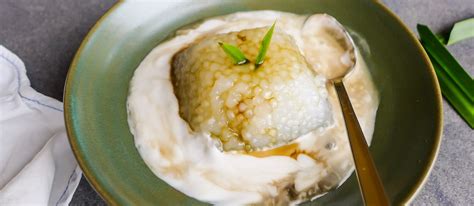 This sago pudding with gula melaka is roland's childhood dessert. Sago Gula Melaka | Traditional Pudding From Malaysia ...