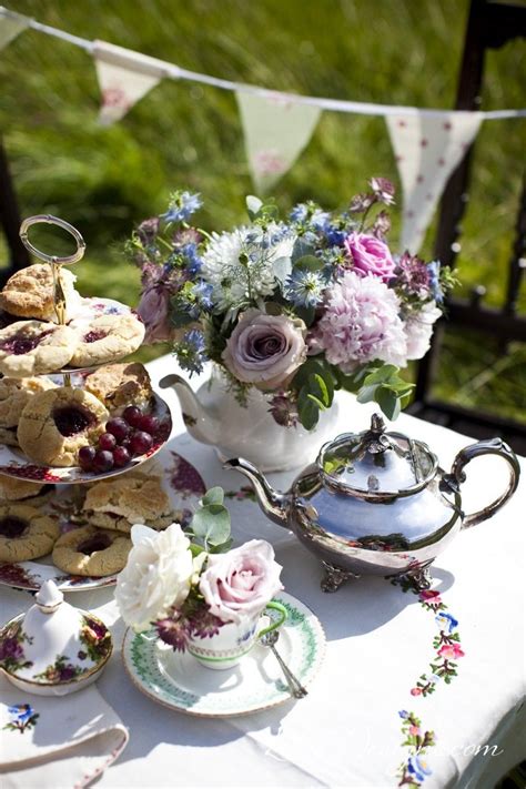 Tea Party Flowers And Arrangement Idea Tea Vintage Tea Parties Tea