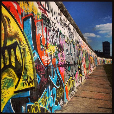 Berlin Wall Graffiti Art I Remember Whatchin It Going Down 1989
