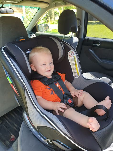 (we all know how messy babies…especially boys can be). Chicco NextFit Zip Max Convertible Car Seat Review 2020