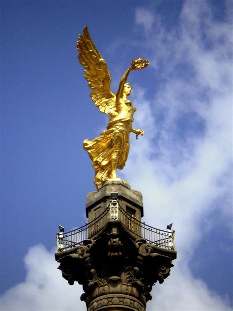 Paseo de la reforma y eje 2 pte, juárez, cuauhtémoc (2,307.48 mi) mexico city, distrito federal, mexico 06500. El Angel de la Independencia un icono de México ...