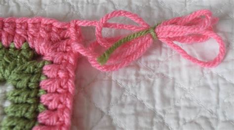 Bundles of love accepts donations of knitted and sewn clothing and bedding, and they even binky patrol is an organization that provides donated handmade security blankets to children in need. Crochet Pattern: Concentric Circles Granny Square ...