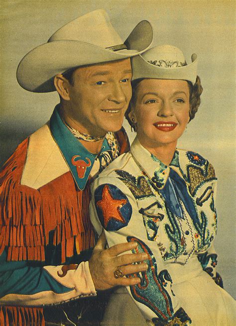 28 Amazing Vintage Photos Show The Sweet Love Of Roy Rogers And Dale