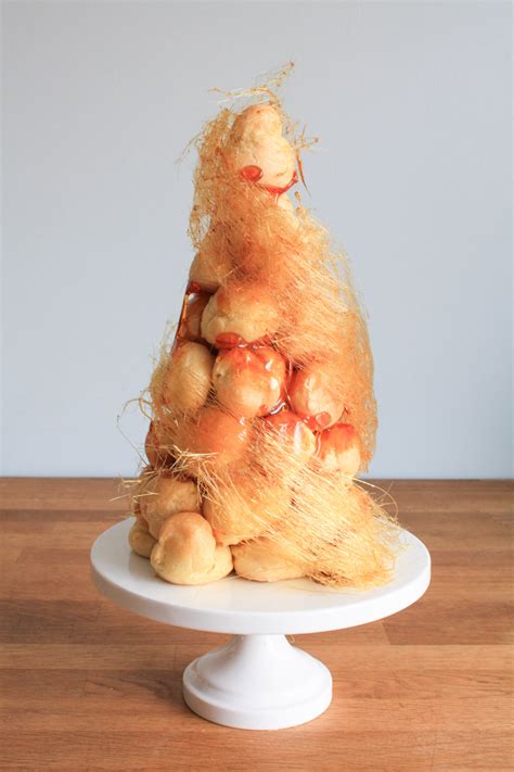 How To Make A Delicious Cream Puff Tower Croquembouche On Craftsy