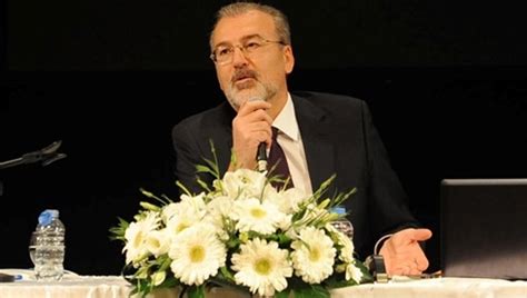 Hulki cevizoğlu , 1 mayıs 1958 tarihinde giresun 'da doğmuştur. Hulki Cevizoğlu Kimdir? | MaksatBilgi
