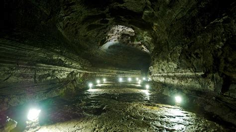 Manjanggul Lava Tube Cave In Jeju Expedia