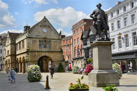 The Square Shrewsbury Shropshire Tourism And Leisure Guide