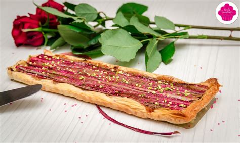 Emilie Sweetness Tarte fine à la rhubarbe et aux pommes