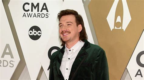 Morgan Wallen Apologizes For Racial Slur Singers Contract Suspended Dropped From Radio Wsb