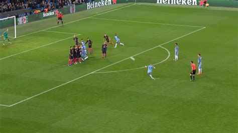 Watch Kevin De Bruyne Scores Beautiful Free Kick As Manchester City