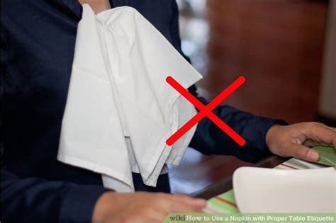 How To Use A Napkin With Proper Table Etiquette 6 Steps