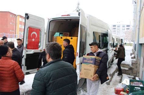 AKUB Deprem Bölgesindeki Vatandaşlara Yardımcı Oluyor Nevşehir