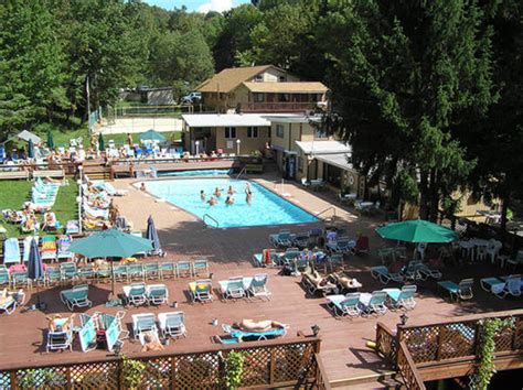 Blootkompas Naturistencamping Sunny Rest Resort Lees Hierover Op