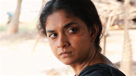 Saani Kaayidham Review लेडी कॉप का खौफनाक खूनी इंतकाम रोंगटे खड़े कर