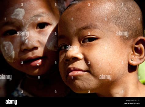 Chin Village Children Rakhine State Burma Myanmar Stock Photo Alamy