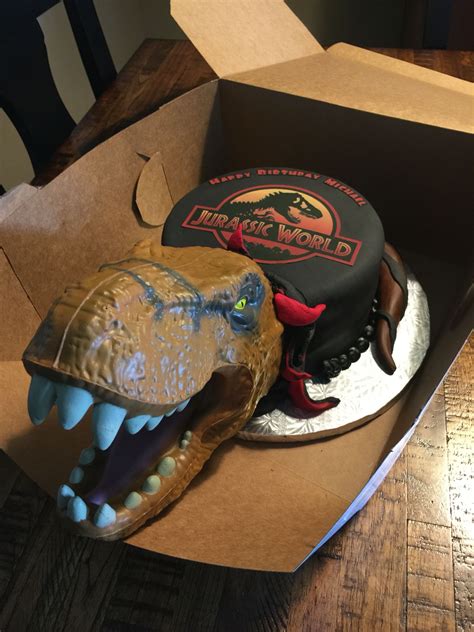 Jurrasic World Cake Birthday Party Items Jurassic World Cake
