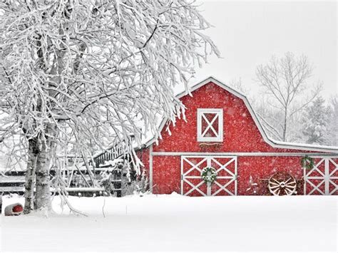 10 Beautiful Snow Covered Barn Photos Barn Photos Barn Pictures Red