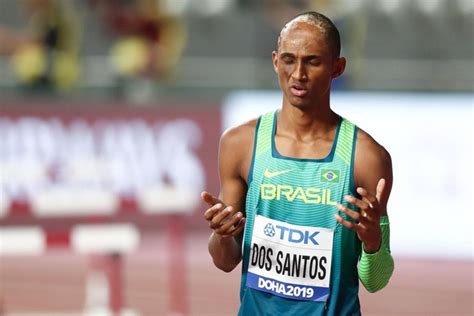 Alison dos santos quebra marca pela 6.ª vez e é bronze nos 400 m com barreiras. Alison Brendom é 7º na final dos 400m com barreiras no ...