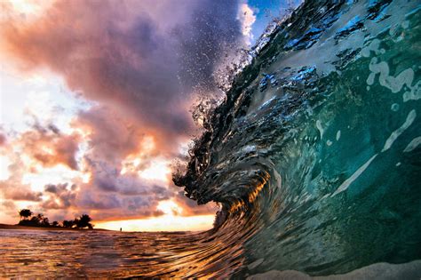 Hawaii Waves Incredible Images Capture Kaleidoscope Of Colours