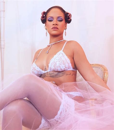Rihanna Sexy In Lingerie For Fenty Promotion 22 Photos Videos The Fappening