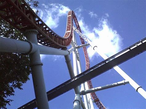 It was constructed in 2004 and was the third intamin accelerator coaster. Storm Runner (Hersheypark) | Roller coaster, Park photos ...
