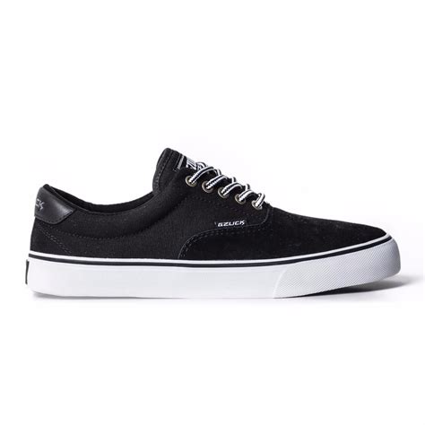 898 resultados de la búsqueda para: Zapatillas Gzuck Chimax Black - S/ 229,00 en Mercado Libre