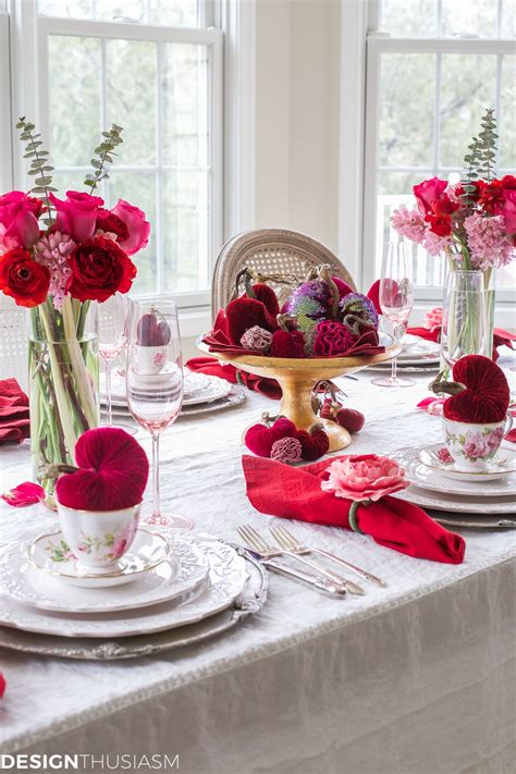 Valentine's Day Decorations: Plush Velvet Hearts Tablescape