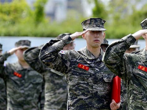 Tottenhams Son Heung Min Enjoyed Tough Military Service Inquirer