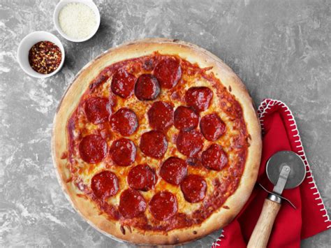 Knead 5 minutes or until dough is smooth and elastic, adding additional flour, 1 tablespoon at a time, as needed. New York-Style Pizza Crust Recipe - Genius Kitchen