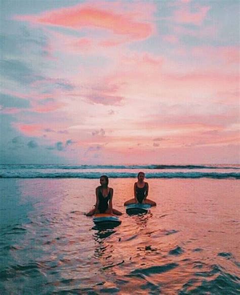 28 aesthetic summer vibes ideas that inspire travel couple beach pictures cute friend pictures