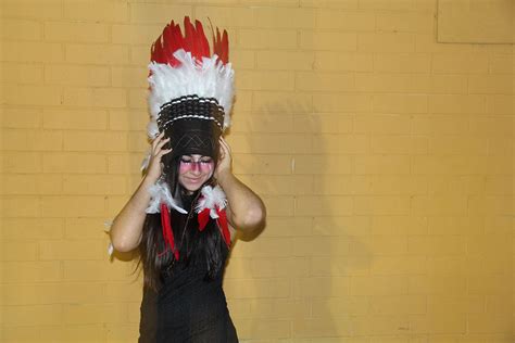 Diy Native American Queen Costume Costume Yeti