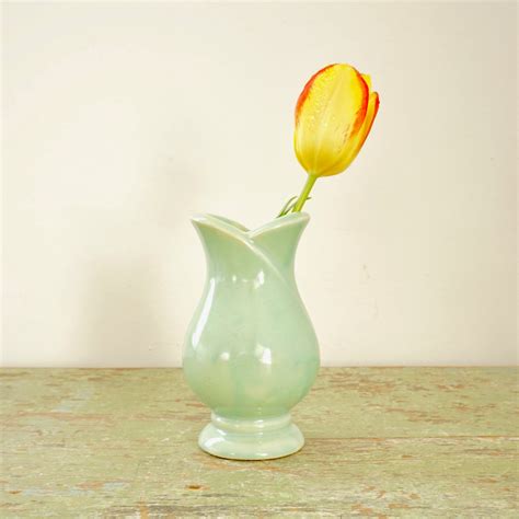 Vintage Tulip Vase Green Ceramic Bud Vase Small Pottery Vase Etsy Tulips In Vase Green