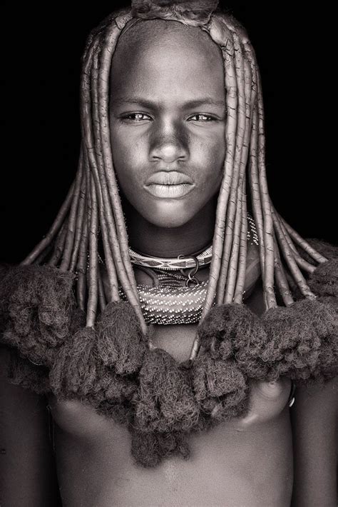 Pin By Plantier On Photography Himba Girl African Image African Beauty