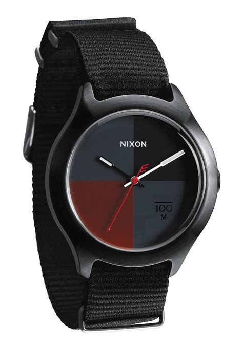 Get the latest news, pictures and video. Nixon The Quad All Black / Dark Red Nylon Uhr A344167 nur ...