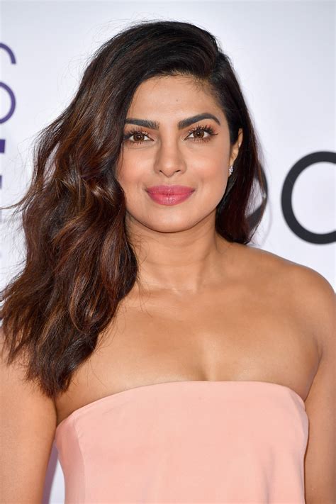 See more ideas about bollywood, beauty, bollywood actress. Priyanka Chopra Hair and Makeup at the People's Choice ...