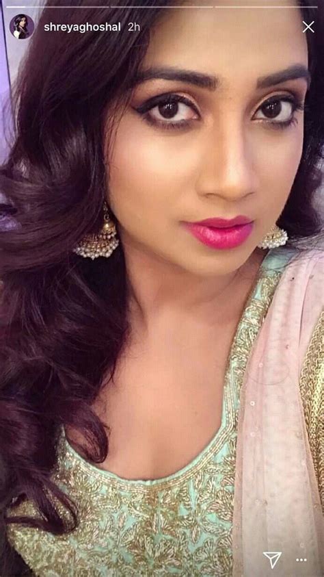 Shreya Ghoshal Selfie Shreya Ghoshal Hot Indian Actress Hot Pics Beautiful Indian Actress
