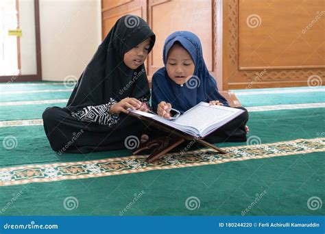 Kid Muslim Reading Quran Stock Photo Image Of Believe 180244220