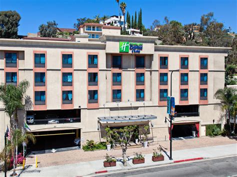 The venue is just 550 metres from hollywood boulevard. Holiday Inn Express & Suites Hollywood Walk Of Fame ...